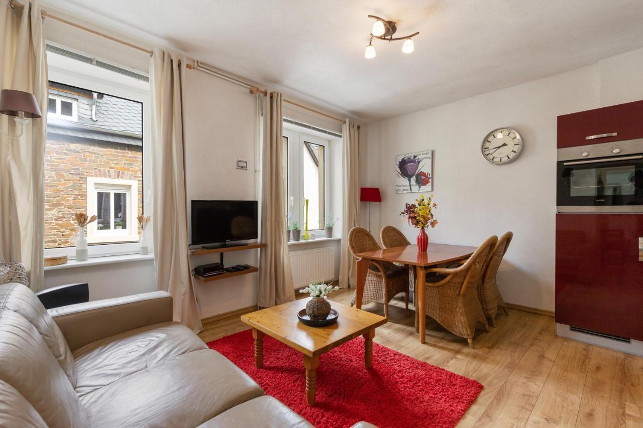 Ferienwohnung Haus Alte Rebe&Weiße Traube Cochem Exterior foto